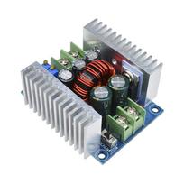 300W 20A DC DC žeminantis keitiklis žingsniu žemyn modulis DC 6–40V į DC 1,2–36V reguliuojama įtampa nuolatinės srovės modulis elektrolitinis kondensatorius sidabras