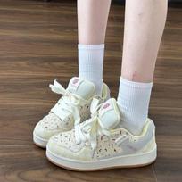 Retro Hong Kong style bread shoes for women 2026 spring new versatile casual board shoes for students canvas shoes board shoes 40 white