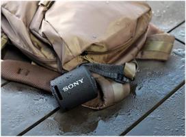 Sony Srs-xb13 bluetooth garsiakalbis, kompaktiškas, tvirtas, atsparus vandeniui, su papildomu žemu dažniu, 16 val. baterijos veikimo laikas - juodas