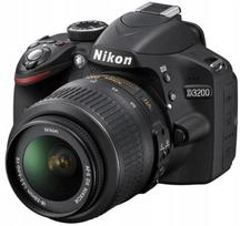 Fotoaparatas NIKON D3200 su AF-S 18-55 VR stabilizuojamu objektyvu