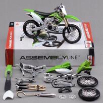 Surenkamas motociklo modelis Kawasaki KX 450F Maisto, 1:12