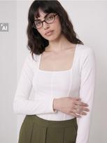 Sinsay - Smėlinukas ilgomis rankovėmis ir korseto siūlėmis - kreminė
