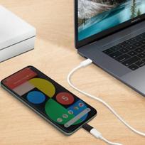 Lightning to USB-C adapteris – MAXLIFE – įkrovimas ir sinchronizavimas – kompaktiškas – juodas