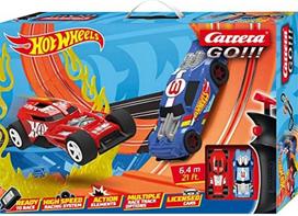 Carrera Go!!! Hot Wheels 6,4m lenktynių trasos rinkinys