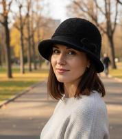 Moteriška skrybėlė "cloche" su lankeliu Agrafka, unisize