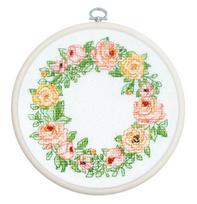 Siuvinėjimo kryželiu rinkinys su lankeliu „Rožių elegancija“ 11 x 11 cm SBC111