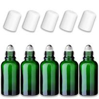 Žalia stiklinė roll-on butelė 30 ml su plieniniu rutuliuku ir baltu dangteliu, 5 vnt. rinkinys