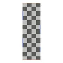 Skalbiamas tamsiai žalios spalvos/kreminės spalvos kilimas 77x242 cm Square – Mette Ditmer Denmark
