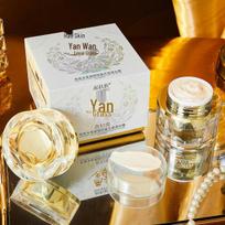 Hao Jifu Bird's Nest & Cordyceps Concealer Cream - Lightweight, Brightening Bare Face Cream for a Noble Glow orange