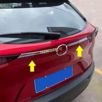 Chromuota išorinė galinė bagažinės sparno apdailos juosta Mazda CX30 CX-30 DM     2024 2025 gray