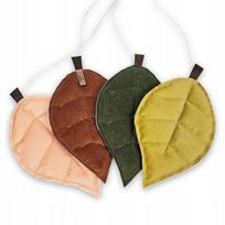 Katėms skirti PRASKA draskyklės žaislai, 4 vnt., „Prague Leaves“