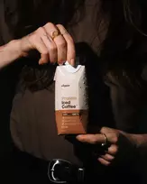 Protein Iced Coffee – Švelnus ir kreminis šaltos kavos baltyminis kokteilis | Vilgain | 330 ml - caramel-latte