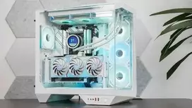 ArcticX Pro Ryzen 7 7800X3D 32GB 2TB SSD 1TB HDD RTX 5070Ti Win11