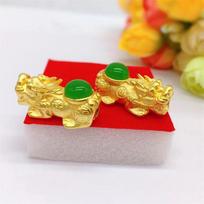 Vietnamese Sand Gold Pixiu Bracelet with Green Agate Beads and Gemstones. red