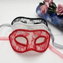 Red Lace Halloween Masquerade Eye Mask balta/juoda
