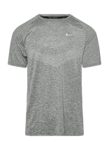 Nike - Nike Stride Dri-Fit Adv Top - Sportiniai marškinėliai - Pilka
