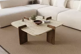 Kavos staliukas, „Hanah Home“, travertinas, riešutmedis, 90 x 35 x 90