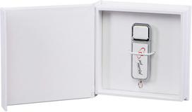 USB laikmena Elegantdisk Just Married vestuvinis Usb 3.0 atmintukas su dėžute