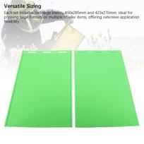 2PCS Beeswax Press Sheets 5.4mm Silicone Flexible Beeswax Foundation Sheet Beekeeper Equipment for Beekeeping Honeycomb Making Green white