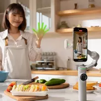 "Insta360 Flow 2 Pro AI Tracker" stebėtojo įrenginys