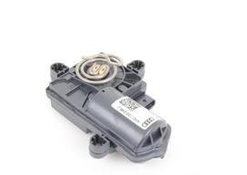 AUDI A3 išmetimo sklendės servo varikliukas originalus 4H0133246J