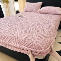Naujas pliušinis čiužinio užvalkalas lovai, tampri, minkšta medžiaga, paklodė su gumyte. Saugantis nuo šalčio, dulkių, skalbiamas mašinoje. 90X200, 180X200 2xPillowcase NOSHEET