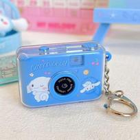 Sanrio Kuromi Cinnamoroll Šviečiantis mažas fotoaparato raktų pakabukas Kawaii Melody Pochacco Raktų pakabukas Fotoaparatas blue
