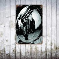 Pearl Jam Juostos Metalinis Dekorinis Plakatas Senovinis Skardos Ženklas Metalinis Ženklas Dekoratyvinė Plokštelė Pub Barui Vyro Urvelio Klubui Sienos Dekoracija 30x40cm(11.8x15.7inch)