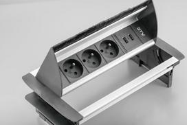 Stalo prailgintuvas su 3 lizdais ir 2 USB prievadais