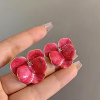 Korean Fashion Sweet Design Red Polka Dot Heart Shape Earrings for Women Simple Geometry Temperament Earrings Jewelry Gifts beige