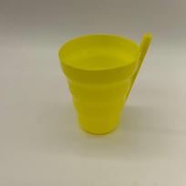 4 vnt. 10 oz tiesioginis puodelis su šiaudeliu vaikams, puodelis su įmontuotu šiaudeliu, sukraunamas, be BPA, plastikiniai, Sip-A-Cup gėrimo puodeliai, pienas geltona