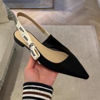 Megzti sandalai Vasariniai Retro Alphabet Toe Cap Stilettos Moteriški batai 39 beige