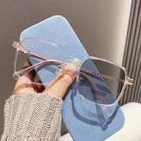 Madingi moteriški fotochrominiai akiniai Prabangūs kvadratinio rėmelio akiniai skaitymui moterims unisex spalvas keičiantys Presbyopia akiniai nuo saulės +3.0