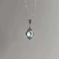 Victorian Ruby Pendant Necklace For Women With Alloy Chain And Elegant Gemstones For Party Wear White gray