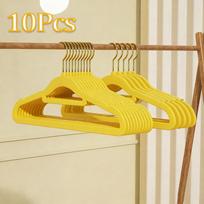 10Pcs Coat Hangers, Non-Slip Felt Suit Hangers, Ultra-Slim Space Saving Clothes Hanger with 360° Swivel Gold Hook geltona