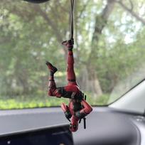 Marvel Deadpool automobilio galinio vaizdo veidrodžio pakabukas skaitantis Deadpool automobilio pakabukas miniatiūrinis žaisliukas veiksmo figūrėlė Kalėdinė dovana beige