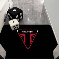 T-Triumph Motociklo Logotipas Durų Kilimėlis Vaikų Kambario Miegamojo Dekoras Balkono Neslystantis Durų Kilimėlis Svetainės Kilimėlis 100cm x 150cm