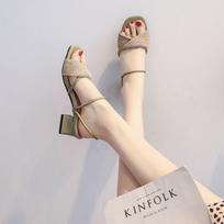 Large Size Women's Shoes Fairy Style High-heeled Sandals Mid-heel All-match Thick-heeled Sandals and Slippers 40 žalia