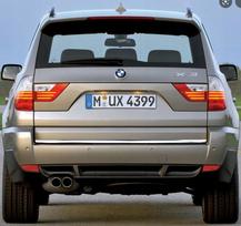 BMW X3 X-3 E83 - CHROMINĖ CHROMO JUOSTA ant bagažinės dangčio