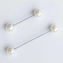 2PCS Pearl Brooches Pin Sweater Shawl Clips Safety Pins for Women Cardigan Sweater Clip DIY for Shirts Dresses white