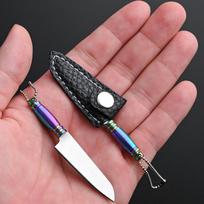 Mini nerūdijančio plieno aštrus peilis fiksuoto peilio nešiojamas kišeninis raktų pakabukas išpakavimo peilis stovyklavimo išlikimui su odiniu dėklu įvairiaspalvis