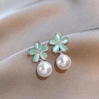 Opal flower pearl earrings simple small fresh fashion stud earrings personality versatile high sense earrings women gray