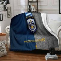 Huddersfield football Crest Flannel Blanket, Soft Polyester, Modern Design, All-Season for Camping, Travel, Gifts for holidays or birthdays 75x90cm