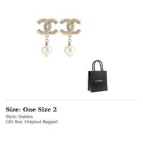 CHANEL Moteriški auskarai su metaliniu CC logotipu ir perlais, auksiniai A86506-Y09902-Z2953 One Size 2 auksinė