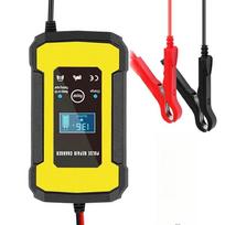 Visiškai automatinis automobilio akumuliatoriaus įkroviklis 110V į 220V į 12V 6A Išmanusis greitas maitinimo įkrovimas Šlapias sausas švino rūgštinis Skaitmeninis LCD ekranas UK Plug geltona