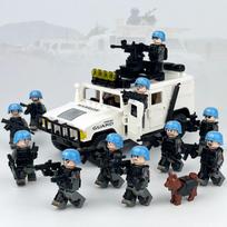 Policijos automobilis Šarvuotas automobilis Minifigūrėlės surinkimas Konstruktoriaus kaladėlės Žaislas Berniukui black