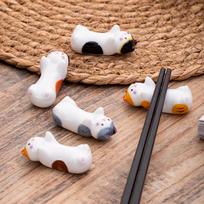5pcs Ceramic Dog Chopstick Rack Knife Spoon Chopstick Holder Pen Rest Pillow Kitchen Tabelware Table Decor white