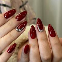 24 vnt. Rudens rudos migdolo formos priklijuojami nagai su rožiniu kaspinėliu, perlo taškeliais ir prancūzišku galiuku - False Nails Art Manicure