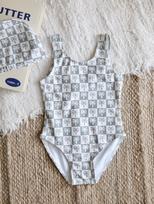 Baby one-piece swimsuit new style girl vest sunscreen professional swimsuit children's vacation swimsuit 130 gray