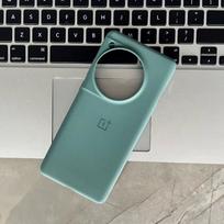 OnePlus 12 Originalus telefono dėklas Itin plonas, plonas, minkštas galinis dėklas, atsparus smūgiams, matinės gumos odos dangtelis Funda For OnePlus 12 žalia